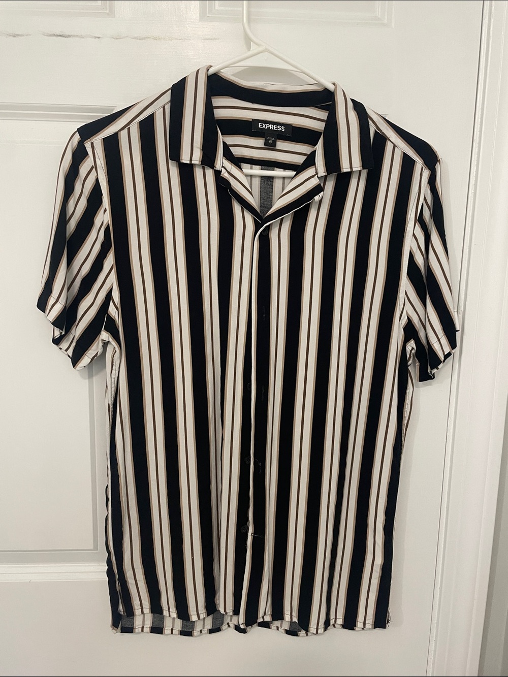 Express Black and White Vertical Stripe Short Sleeve Button-Up Shirt